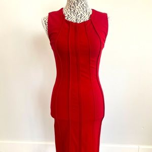 Diane von Furstenberg form fitting busniess midi dress with zipper up front